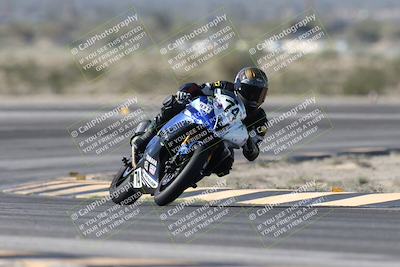 media/Jan-15-2026-Racers Edge (Thu) [[dfebeb70ab]]/3-B Group/Session 2 (Turn 11)/